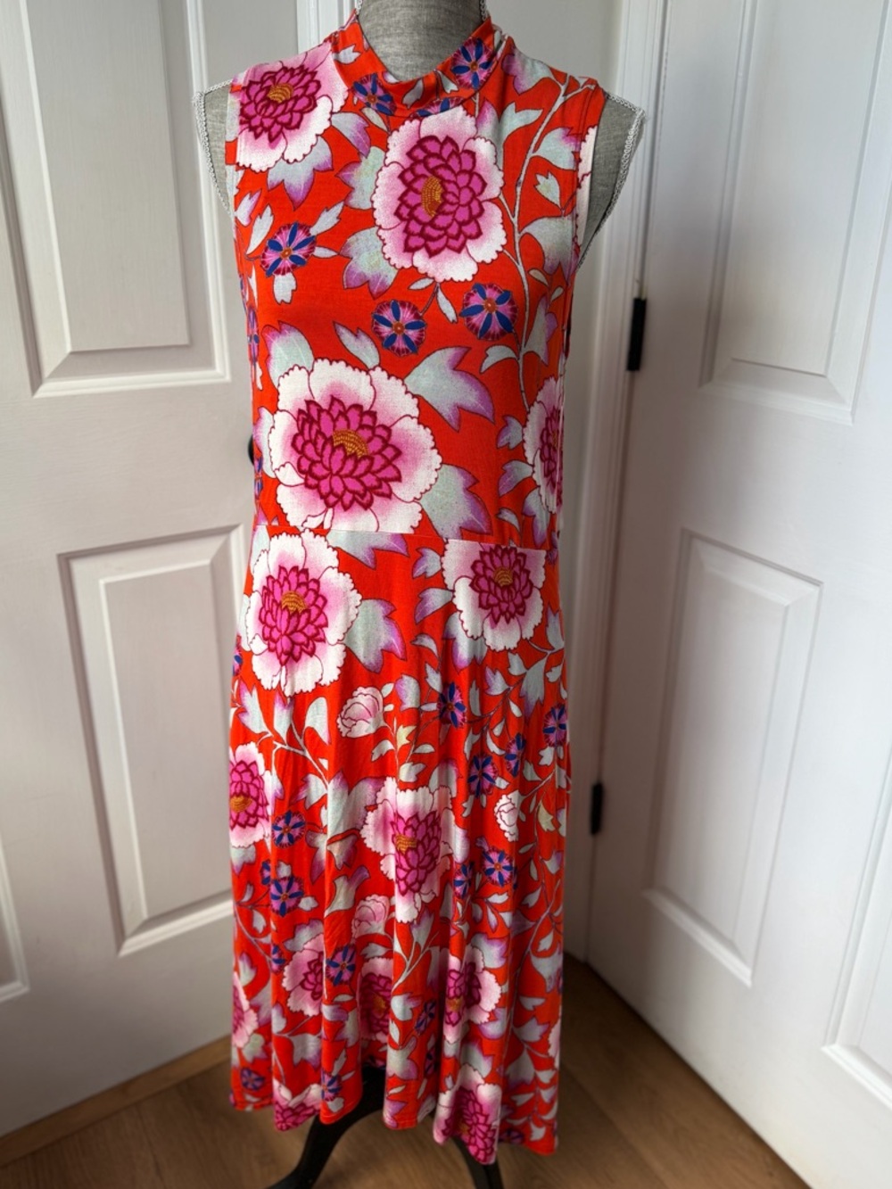 Maeve by Anthropologie Beautiful Floral Swing Dress Asymmetrical  Large